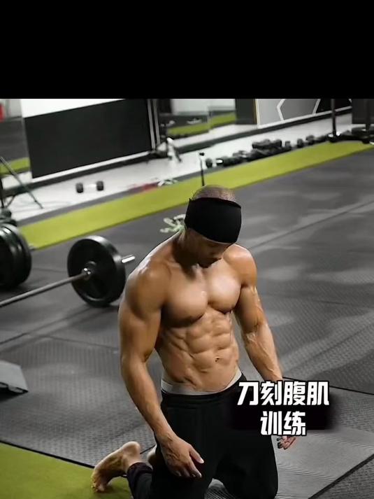 练出腹肌马甲线一根弹力带就够了!简单高效建议收藏