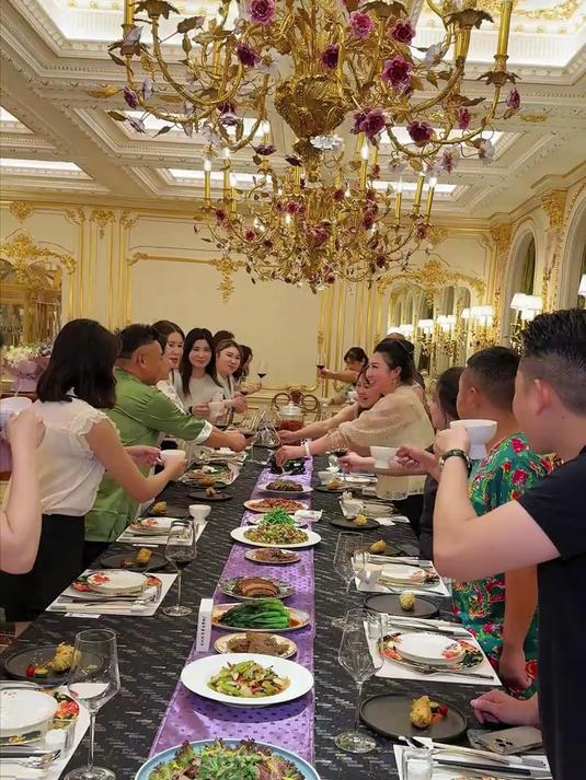 在Cici姐的家宴做几道重庆江湖菜，和ci姐的燕鲍翅各有千秋哦