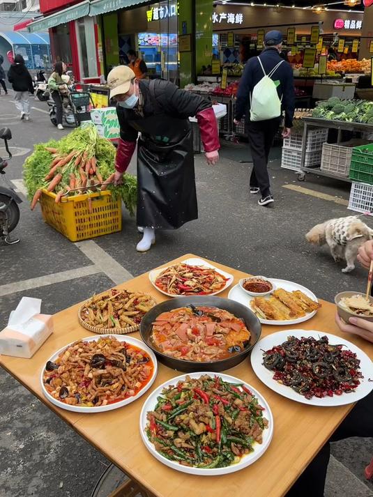 来武汉记住这里不起眼但好吃的馆子好爱鱼香肉丝肉片锅巴