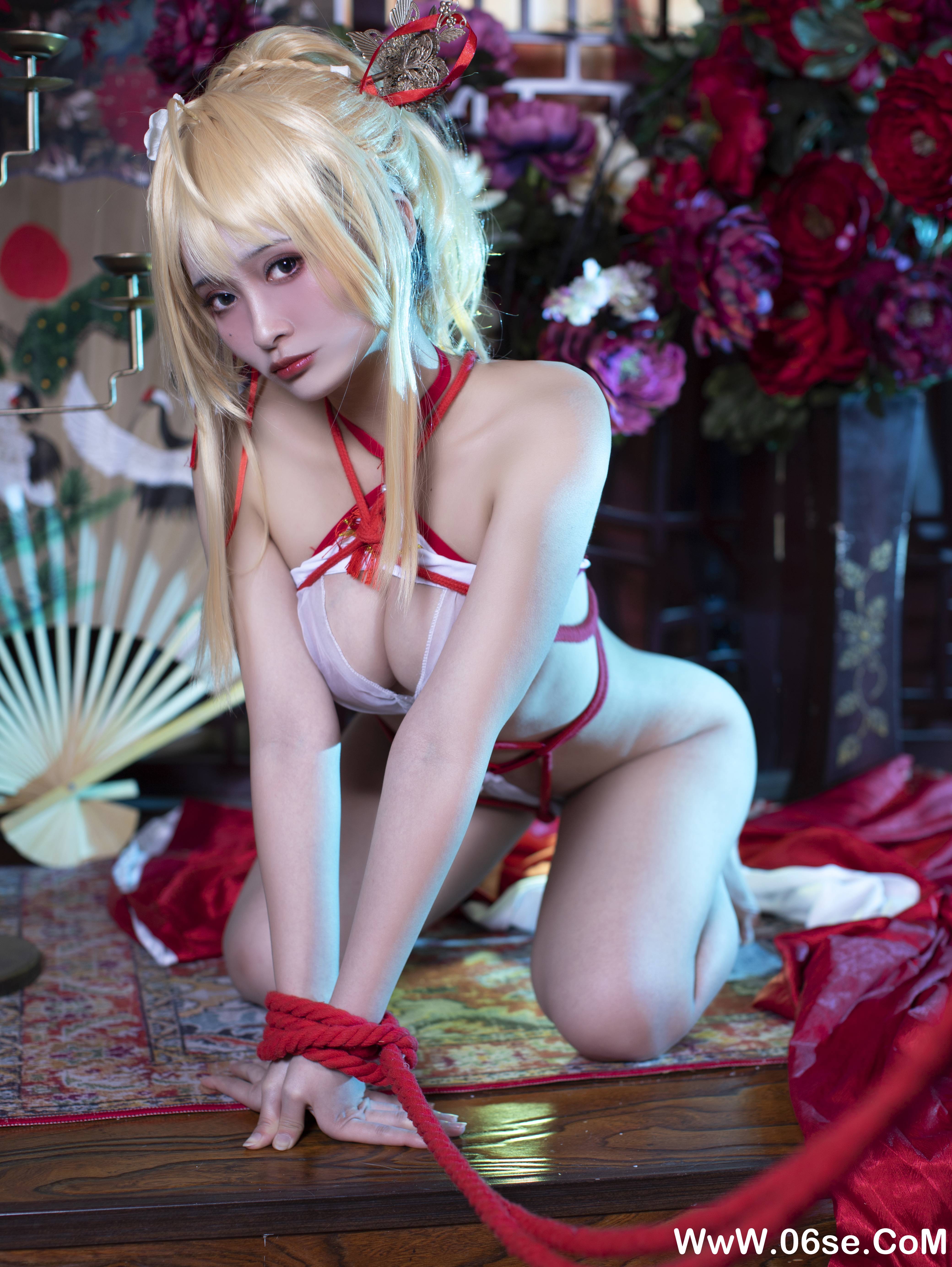 图片[28]-洛璃LoLiSAMA NO.014 — 光荣凉夜香雪[36P436M]-六色网