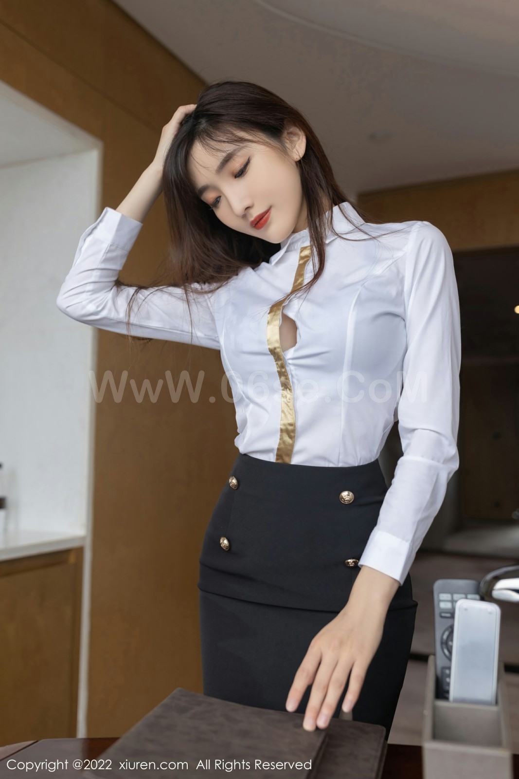 图片[28]-[XiuRen秀人网] 2022.06.23 No.5183 陆萱萱-六色网