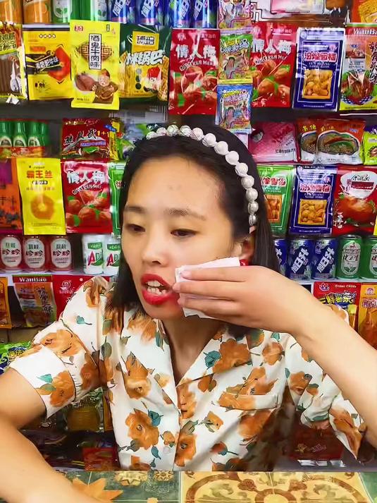 小时候你们吃过熊毅武方便面吗