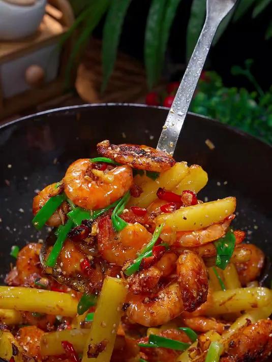 百吃不厌的干锅香辣虾