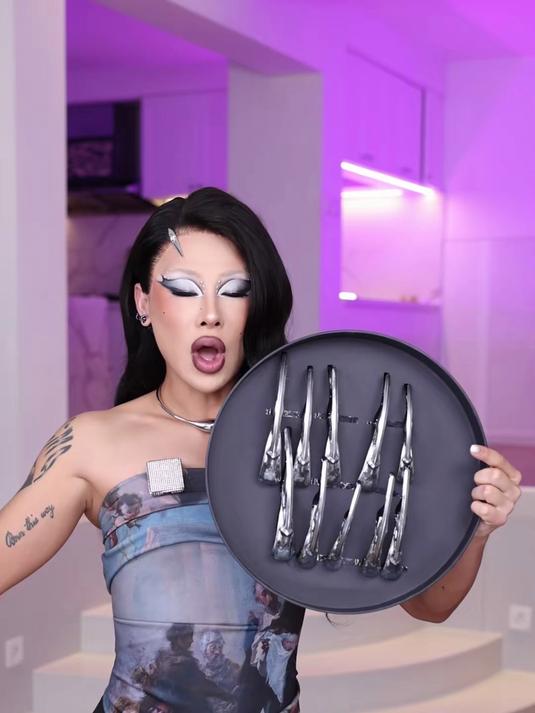 仅此一副!超夸张限定美甲大赛第一期