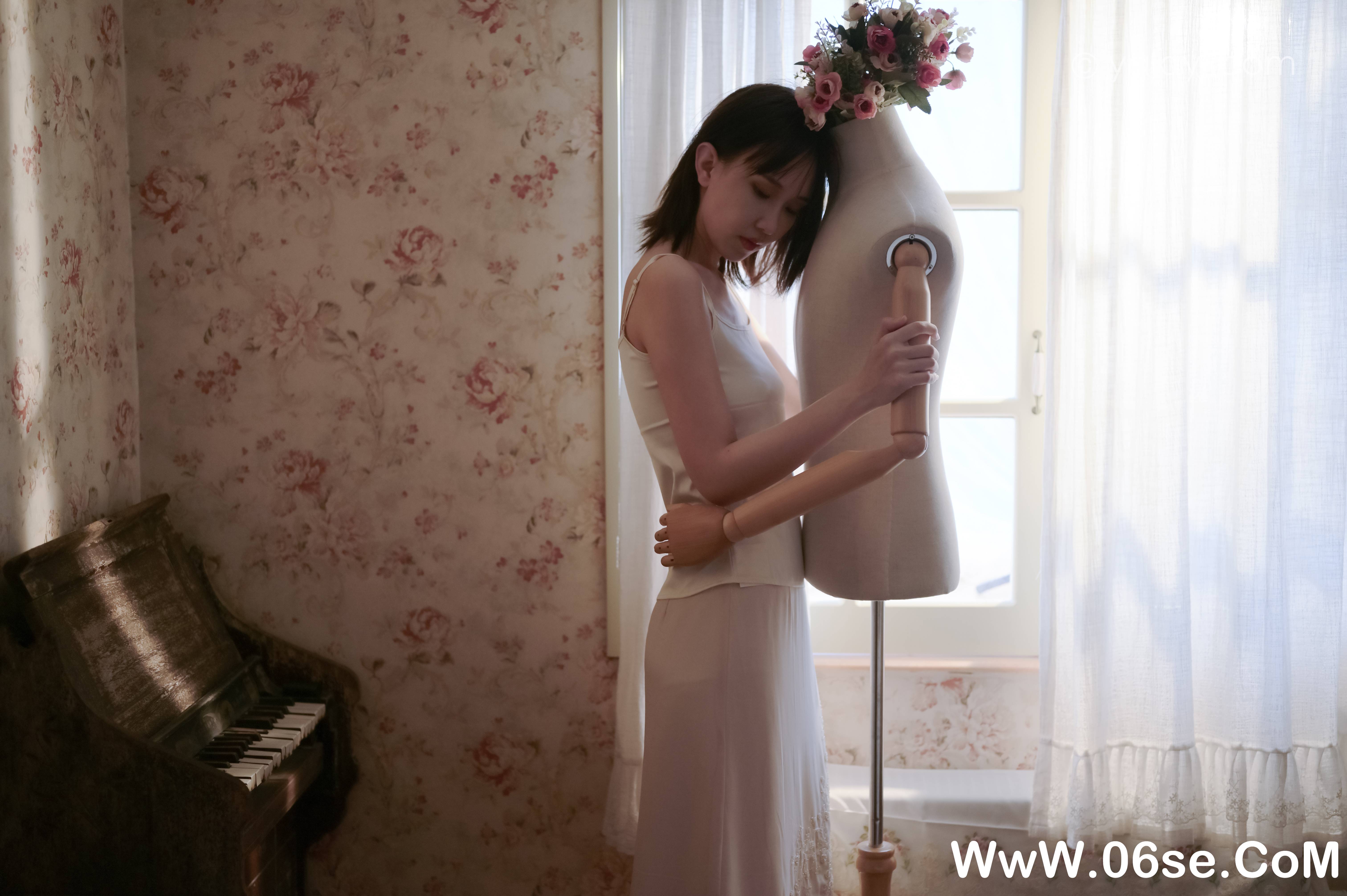 图片[15]-[YALAYI雅拉伊] 2020.08.31 NO.696 妍妍《孤独患者》[32P+1P488M]-六色网