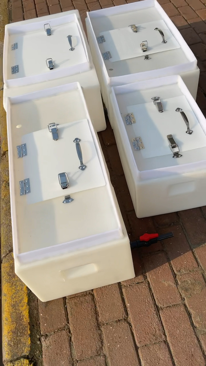 新款钓鱼翻盖车载装鱼水箱,你爱吗