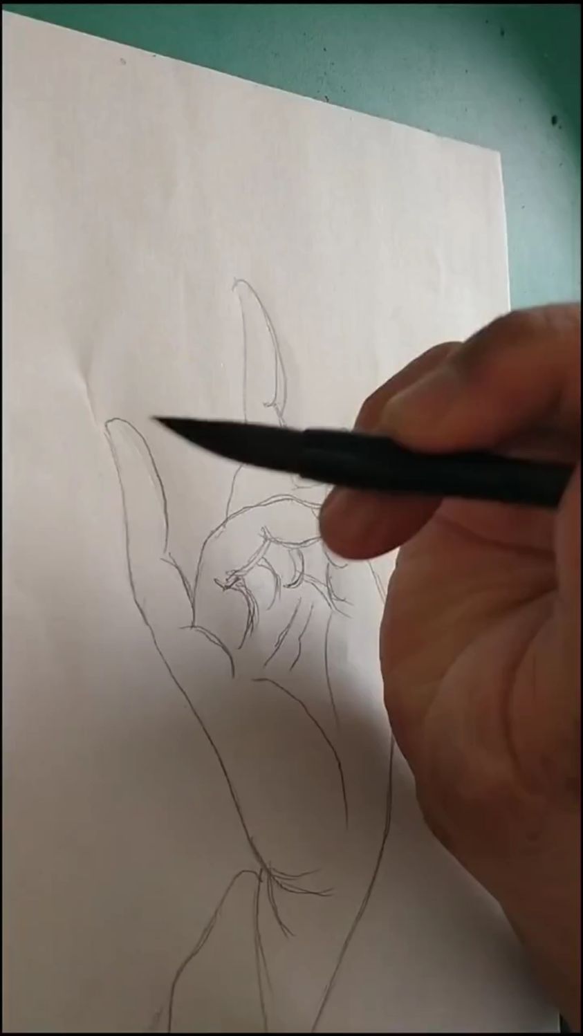 白描与素描,各自精彩,喜者自喜,恶者自恶,优劣全在人心