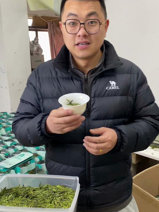 正宗原产地口粮龙井茶,价格你肯定不敢想象,一斤只要100块,泡开很香很香很新鲜#龙井茶#