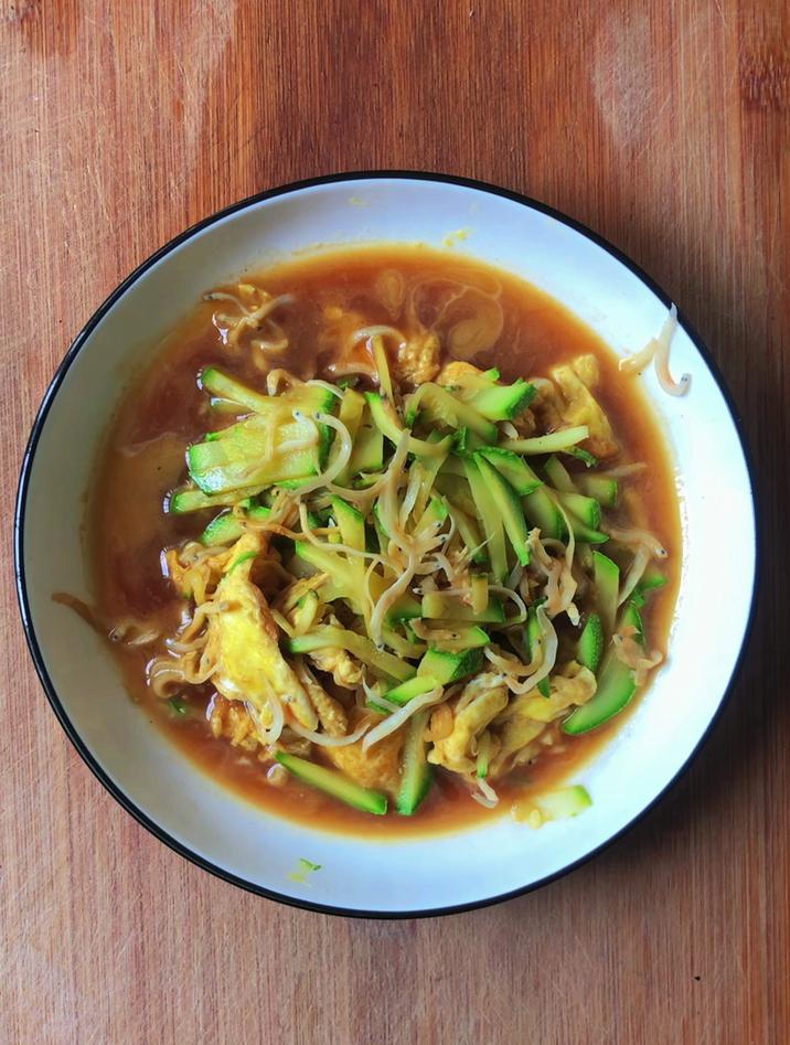 银鱼炒鸡蛋怎么炒好吃,跟我这样做,简单好吃