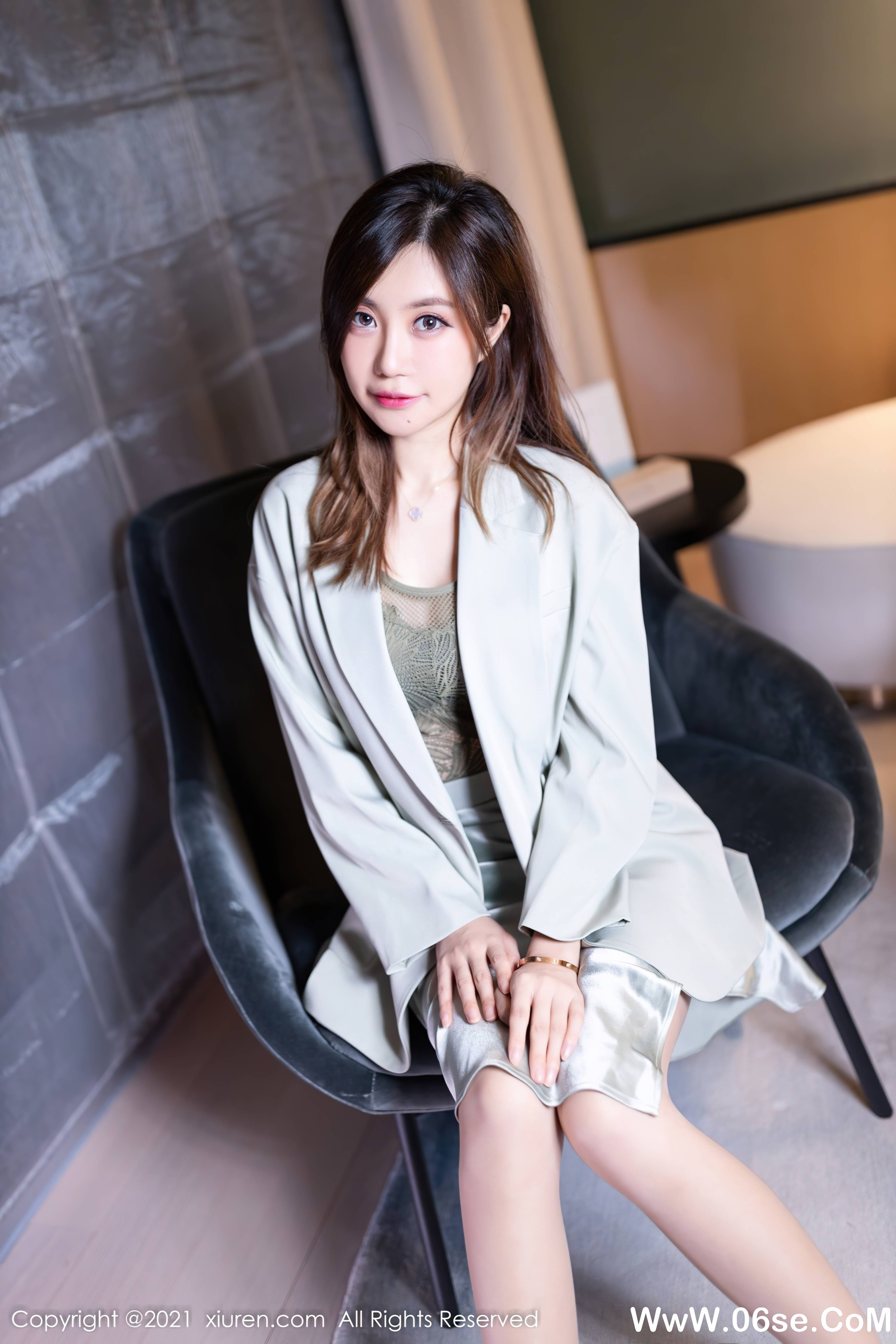 图片[2]-[XIUREN秀人网] 2021.12.17 NO.4353 绮里嘉[48+1P440M]-六色网
