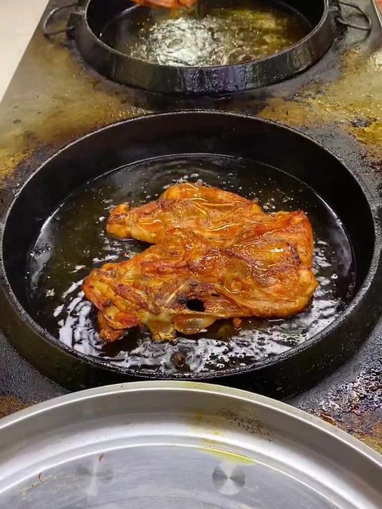 铁板鸡架赚钱吗?成本不到5元,顾客一口上瘾停不下!