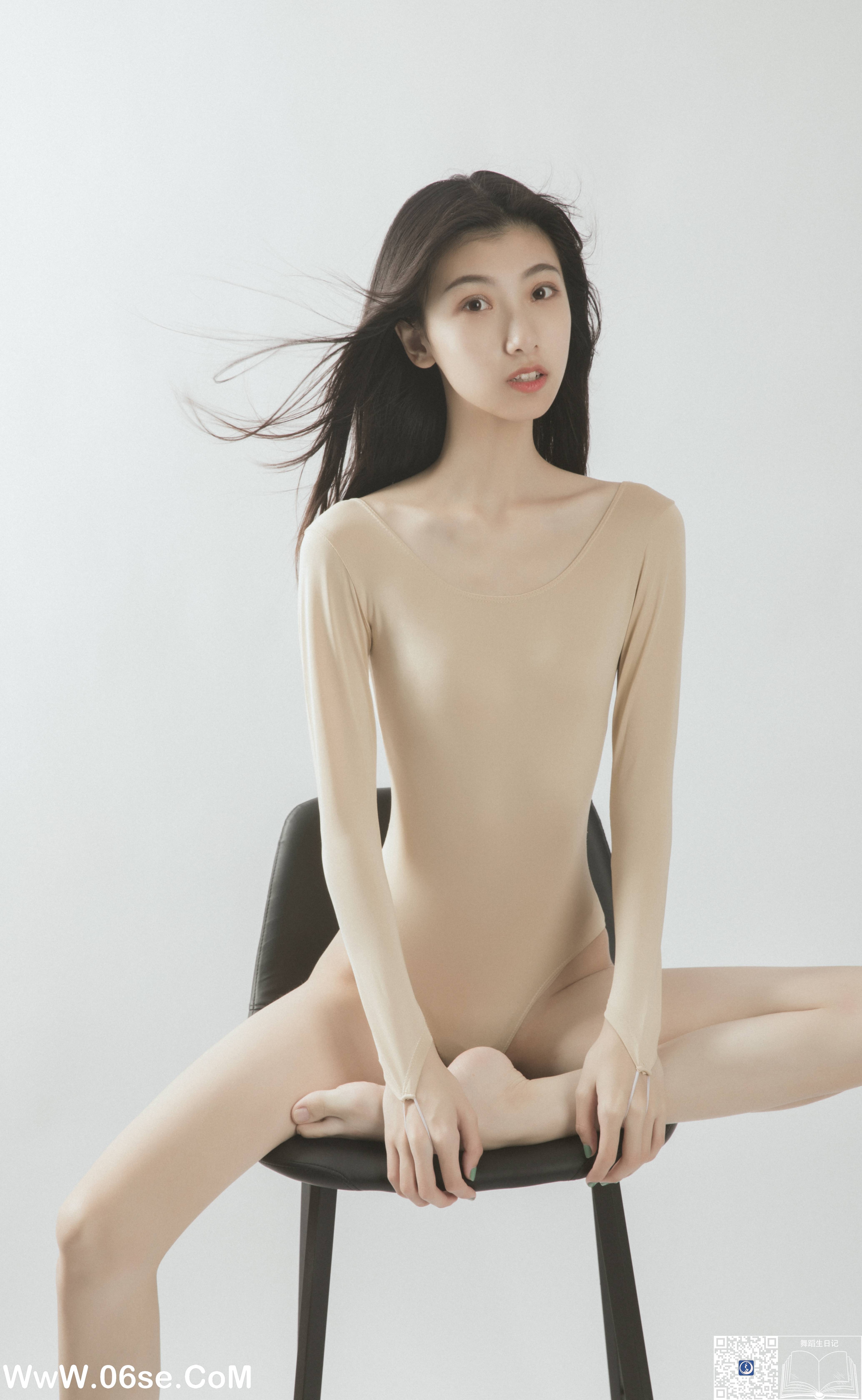 [GALLI嘉丽]舞蹈生日记 010 - 苏薇[35P284M]-六色网