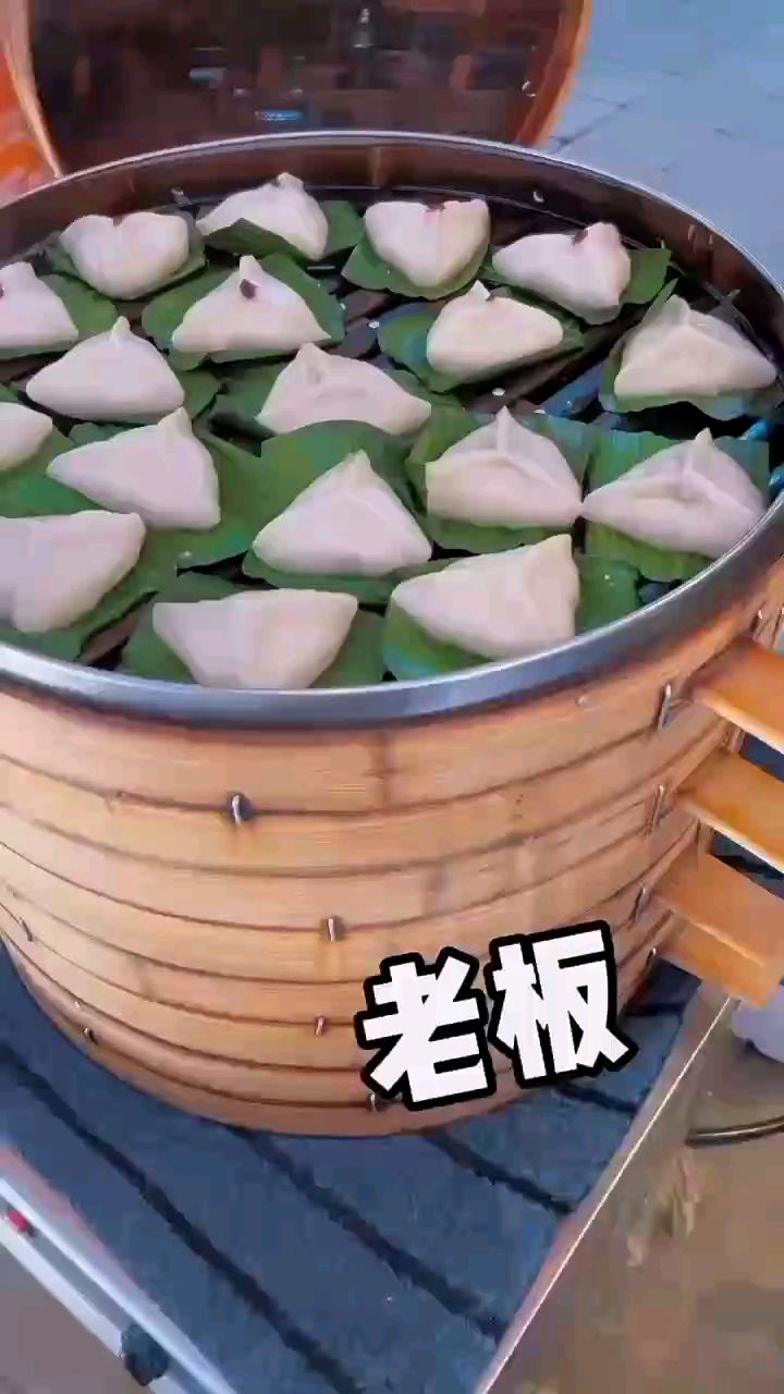 特色美食三角糕