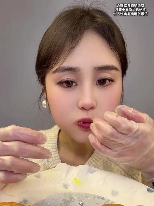 冷热双吃冰面包超绝,香甜暄软不腻,蒸几分钟更美味