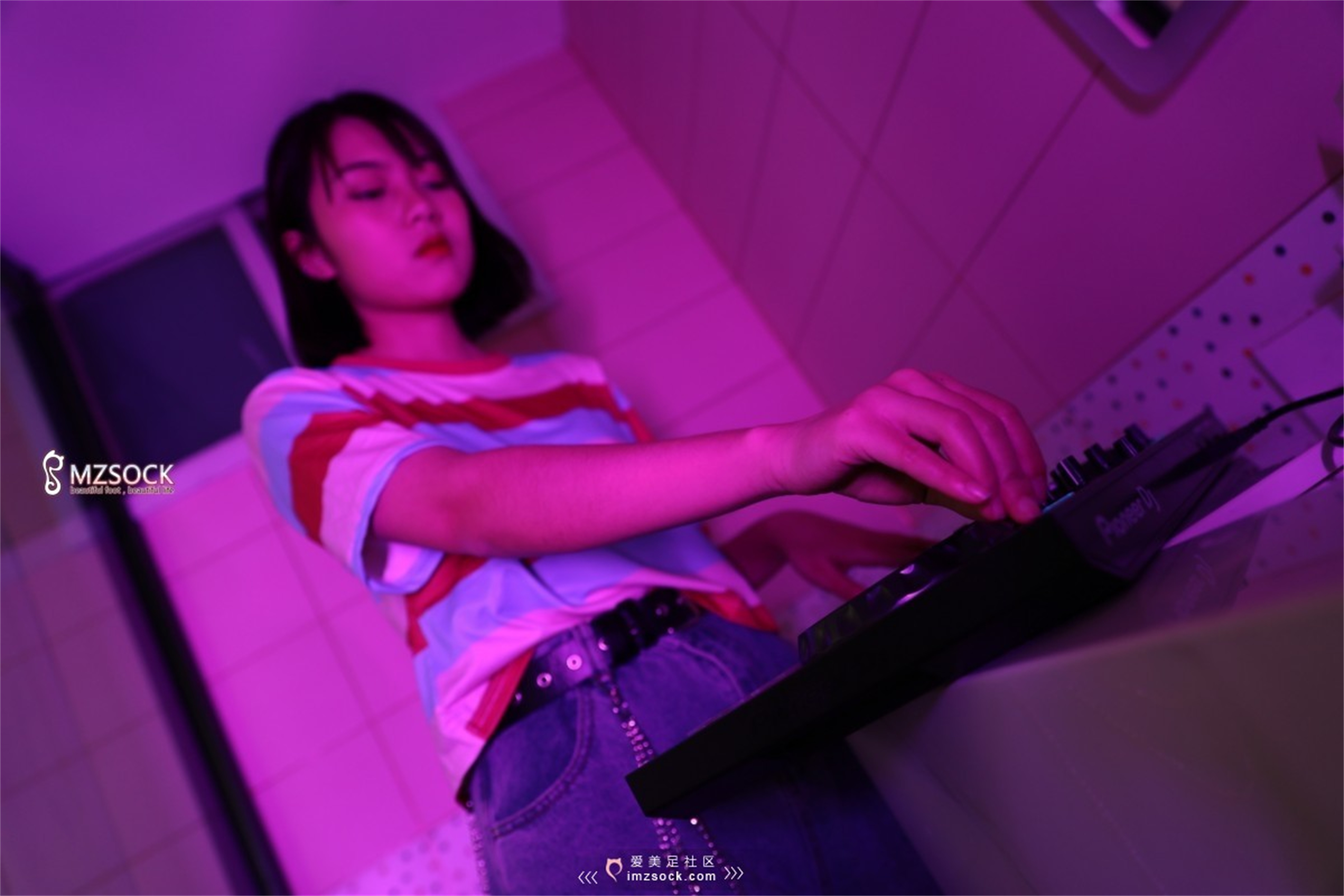 图片[2]-[MZSOCK]爱美足 NO.086 婷婷[90P164M]-六色网