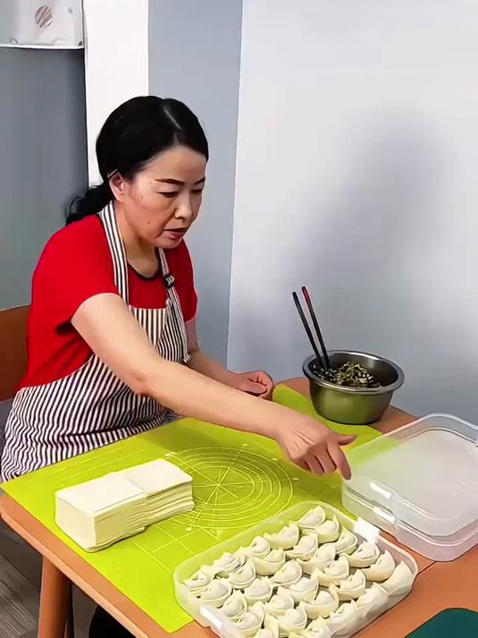 饺子盒专用冻饺子盒冰箱收纳盒家用水饺托盘速冻混沌保鲜冷冻盒子