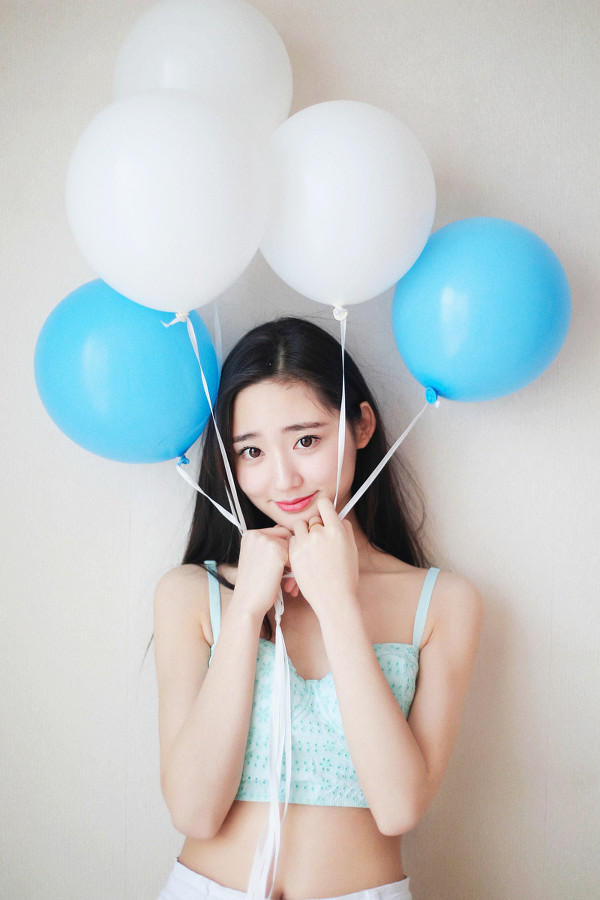 图片[3]-气球少女-六色网