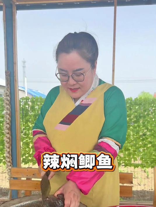 家常拉门鲫鱼做法，简单巨好吃