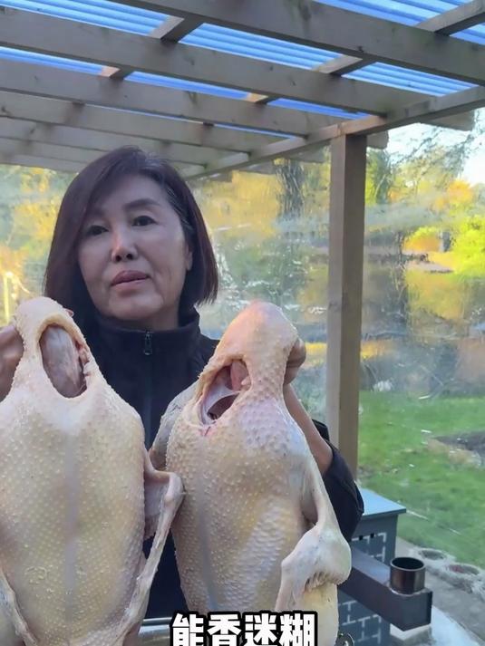 跟东北妈妈在丹麦做北京烤鸭，又是给老外吃嗨的一天