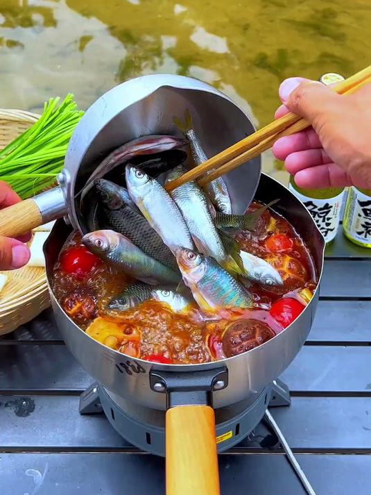 深山溪流探钓，现钓现煮，石斑鱼众多，做锅鱼火锅超惬意