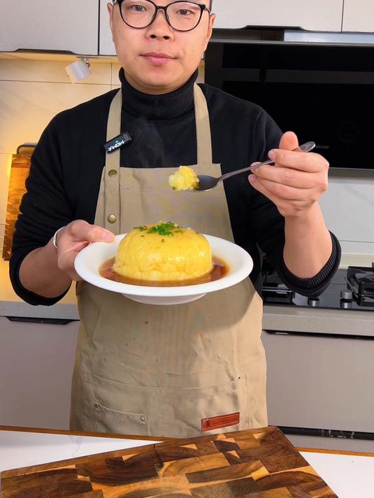 在家用电饭锅就能做出KFC同款土豆泥，关键做法简单，美味好吃