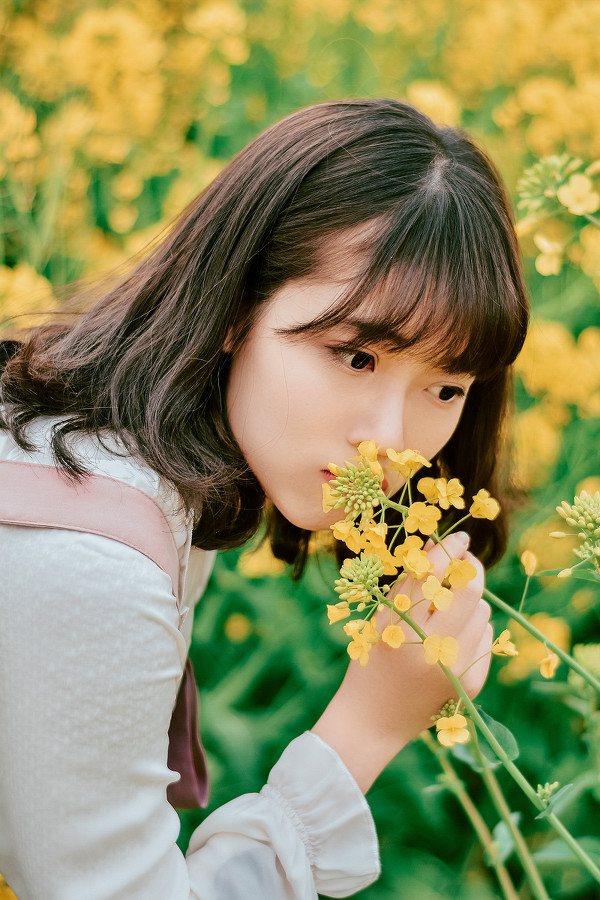 图片[13]-油菜花少女-六色网