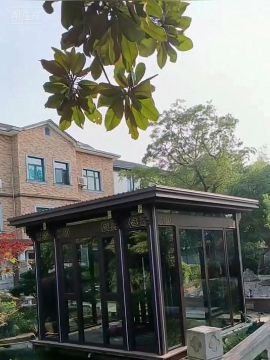 把凉亭建在鱼池上,中式庭院的神仙操作,这才是生活该有的腔调