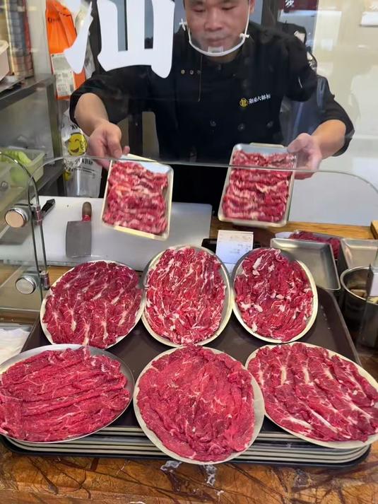 武汉好吃的潮汕牛肉火锅湿炒牛河生腌蚝烙吊龙都好正