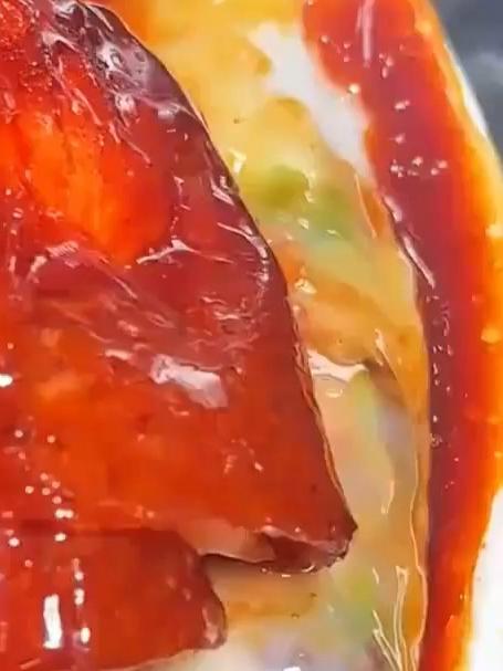 看着好馋啊,广东的烧鹅肠粉你见过吗