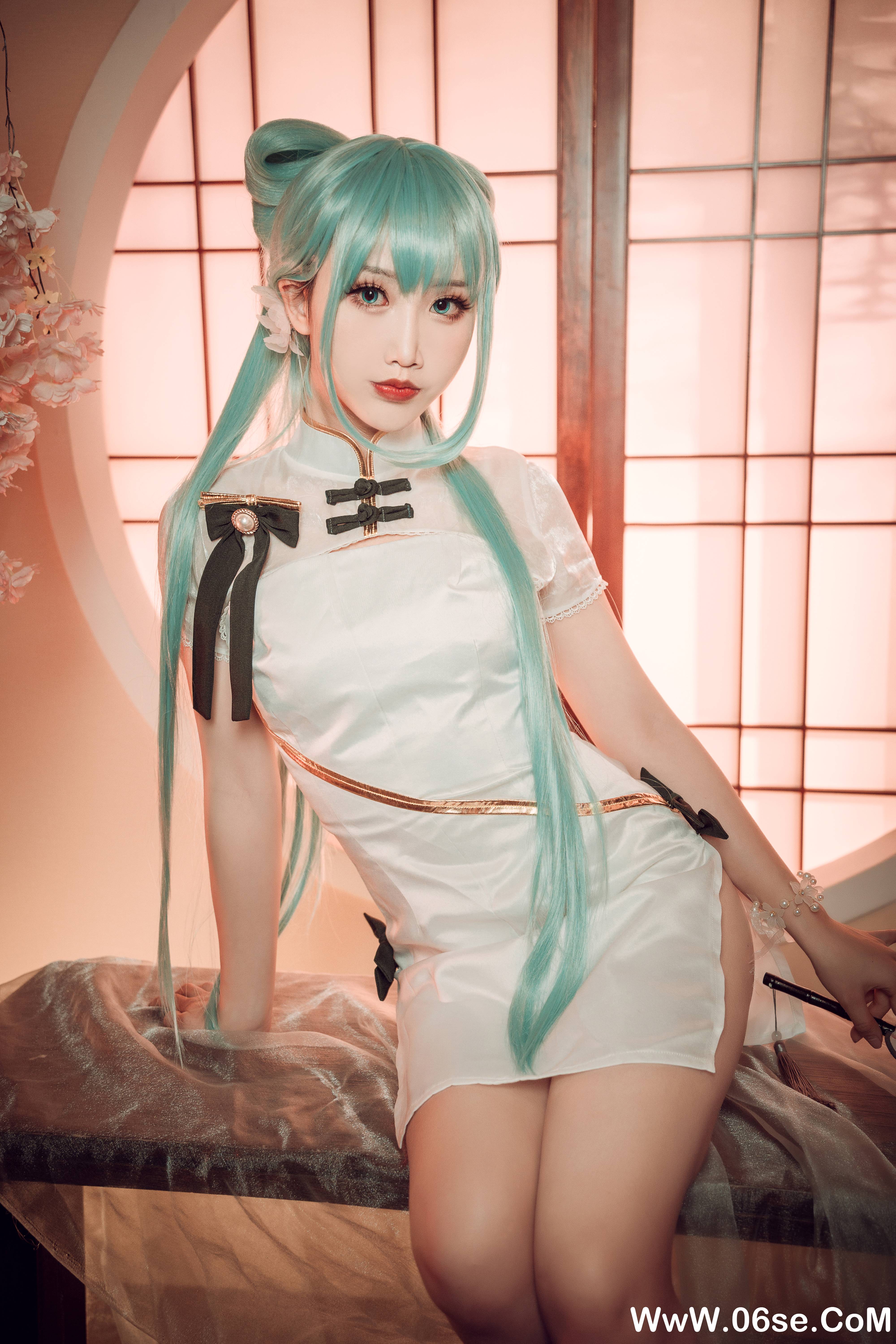 Coser面饼仙儿 NO.097– 初音旗袍[28P514M]-六色网
