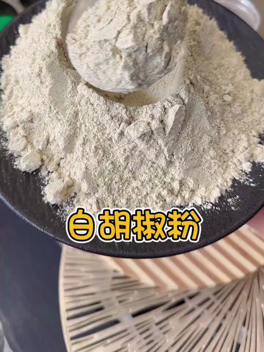 白胡椒粉炖玉米排骨汤!去腥增香不抢味,排骨鲜、玉米甜