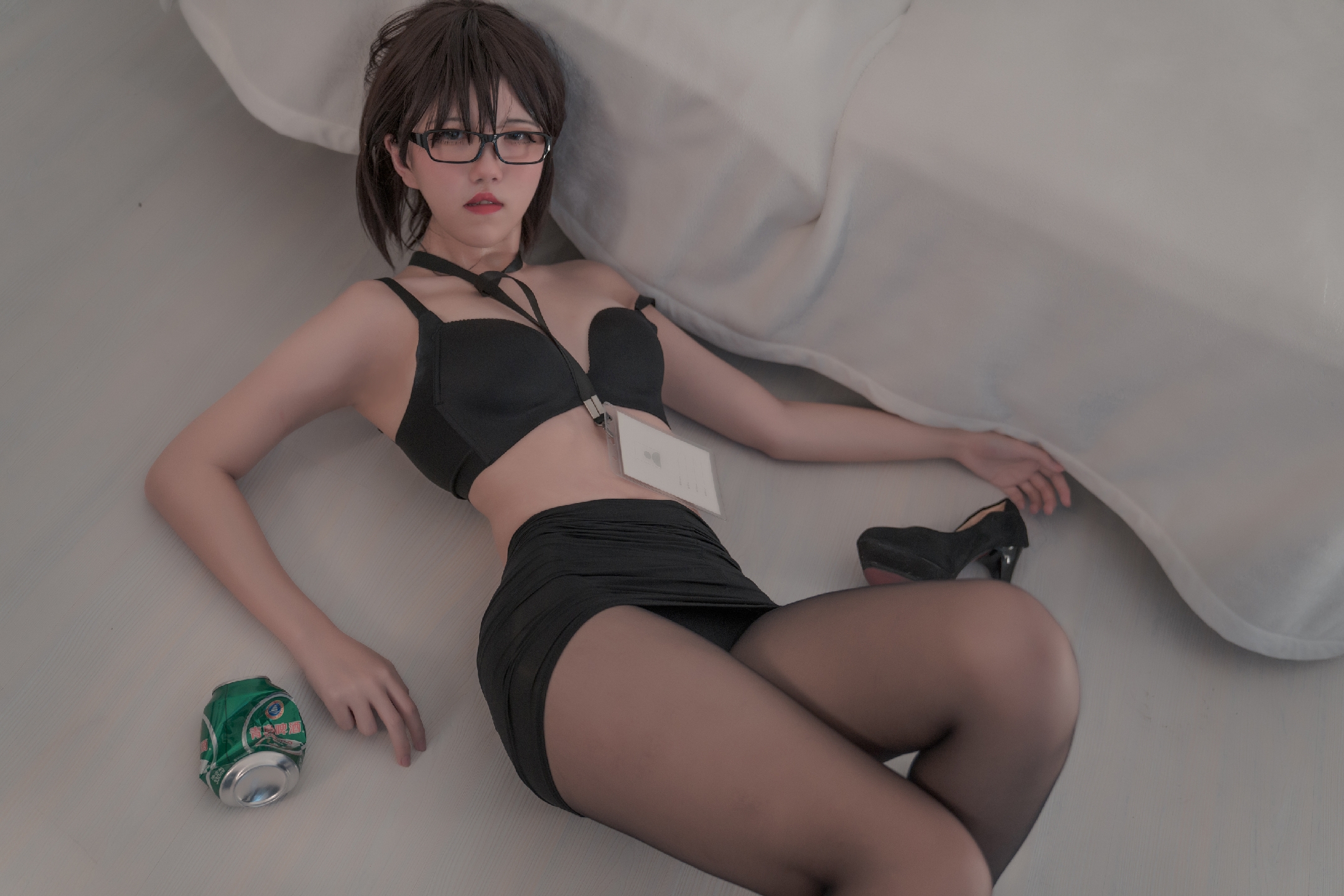 图片[18]-阿薰kaOri NO.002 – 黑丝OL[45P188M]-六色网