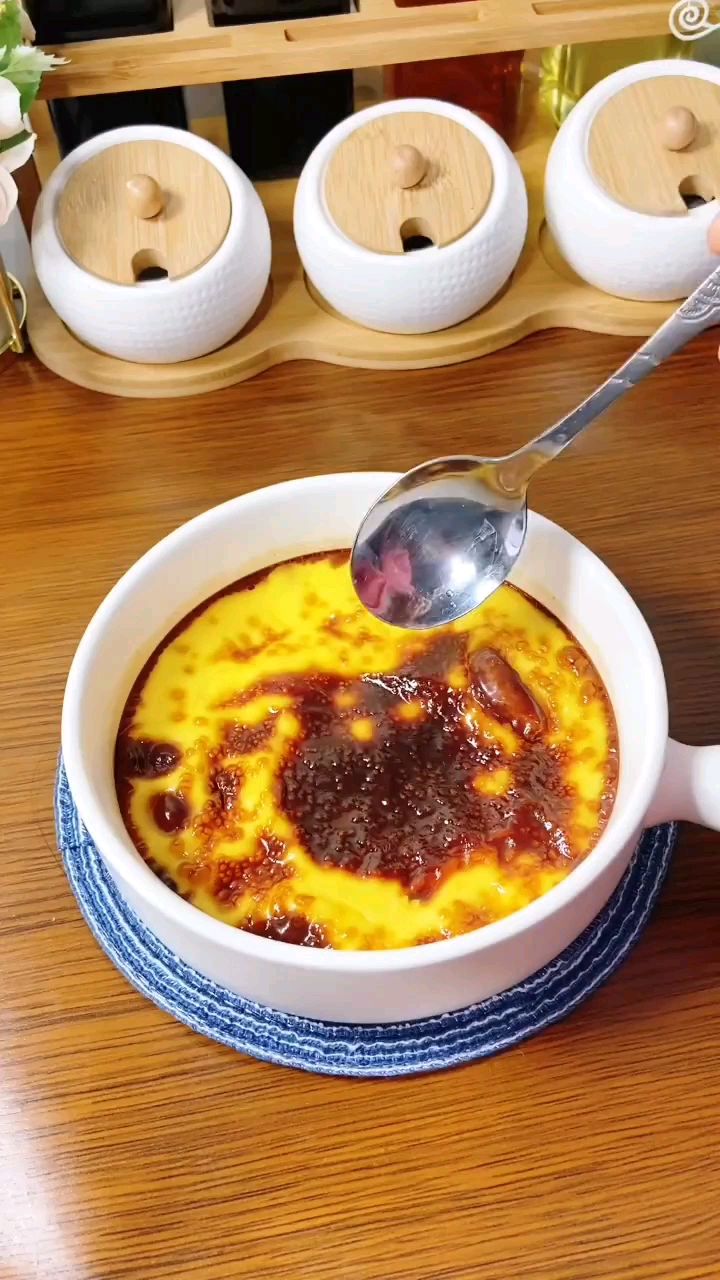 美了美了美了,超简单鸡蛋羹