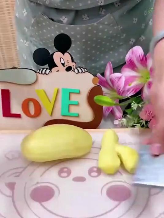 拜托嘿～会黏人转圈的奶狗,谁能不心动呀!送闺蜜送朋友超甜!