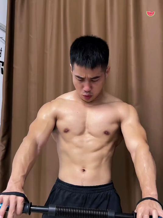男士手臂锻炼神器!臂力器居家必备,快速提升握力肌肉!