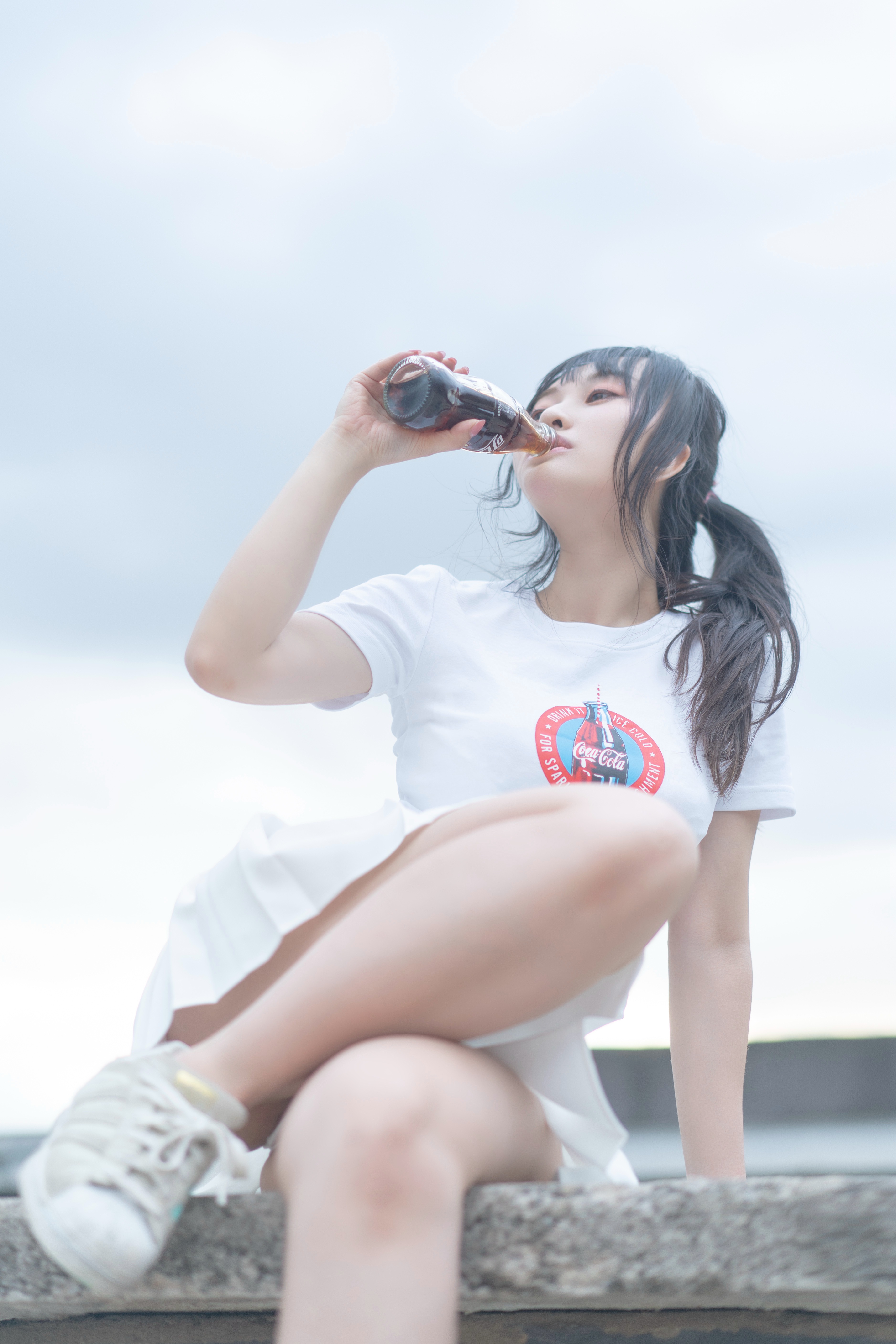 图片[17]-小何同学 – 053 尾巴可乐JK [18P33M]-六色网