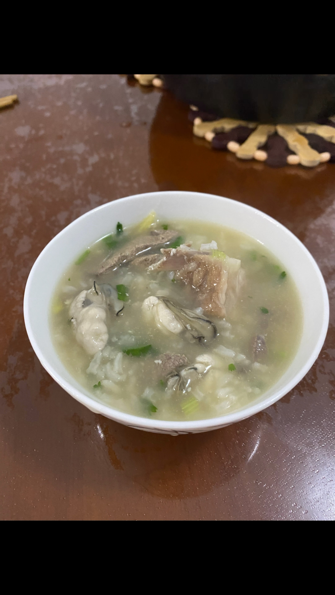 暖胃餐—排骨猪肝生蚝砂锅粥
