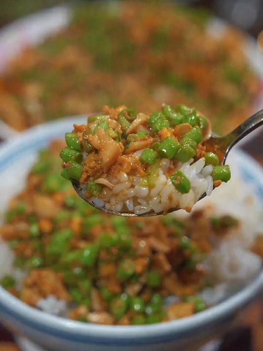 这样做的豆角炒鸡蛋沙沙的，非常入味