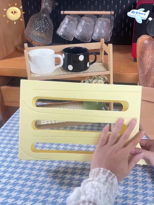 告别厨房杂乱,滚动鸡蛋收纳盒,让烹饪更轻松!