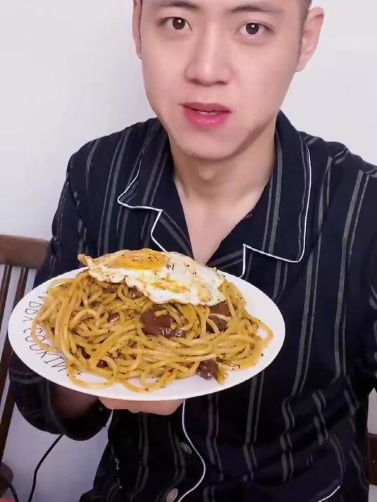 今天测评意面,吃意大利面会不会胖?