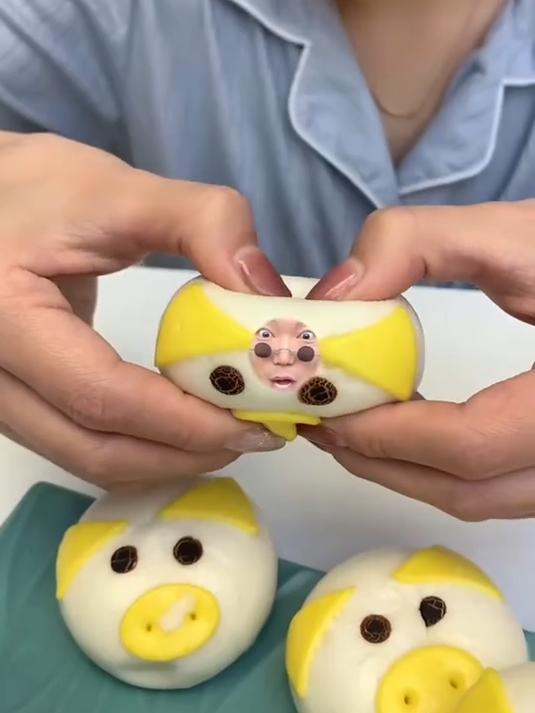 我变成了可爱的小猪包子