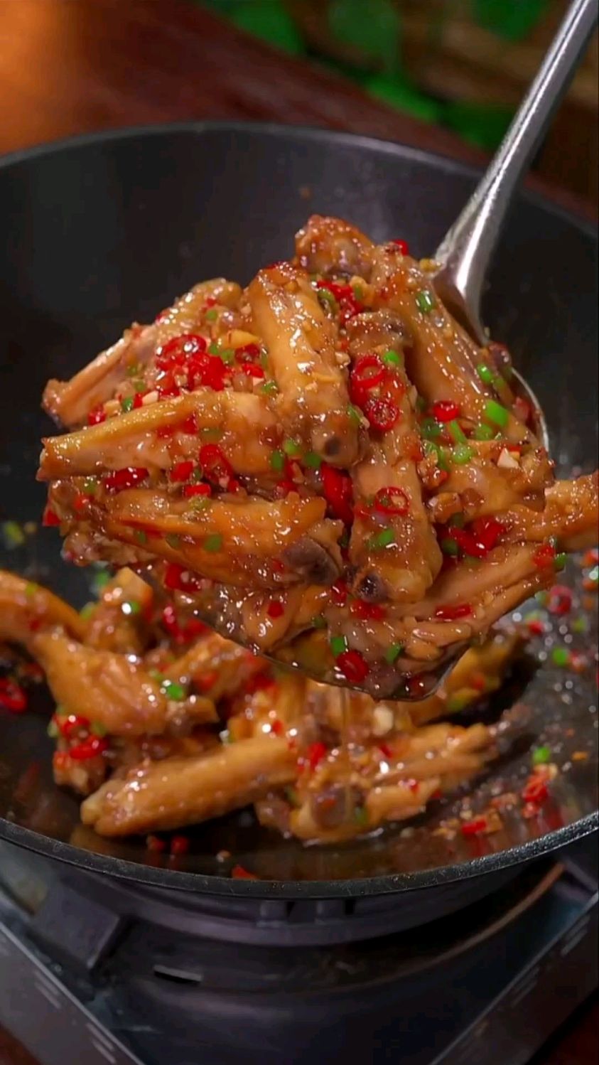 蒜香鸡翅的家常做法