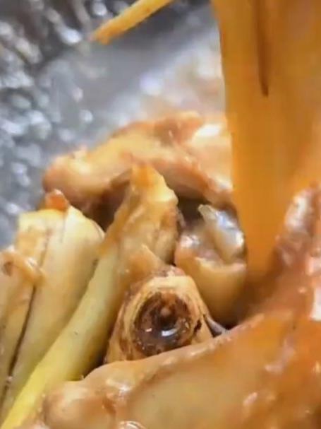 品尝碌鸭,还挺美味的