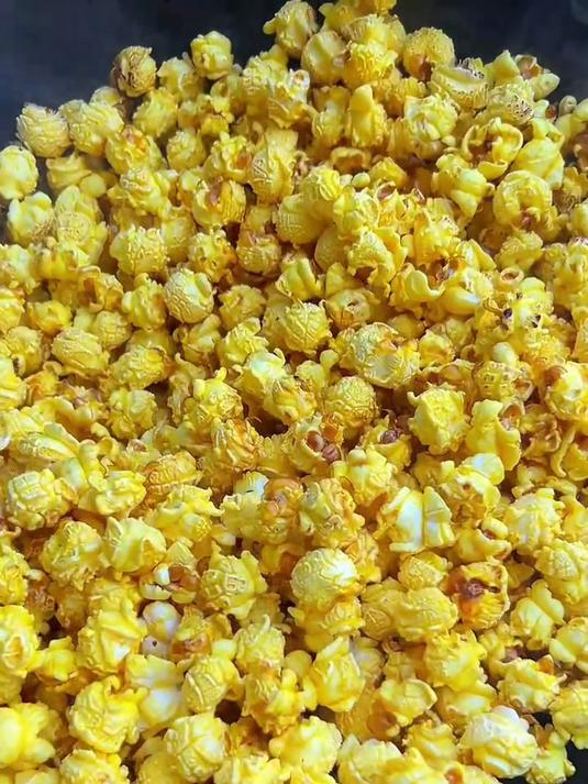 炖鹅锅来一锅爆米花吃出电影院味道真带劲