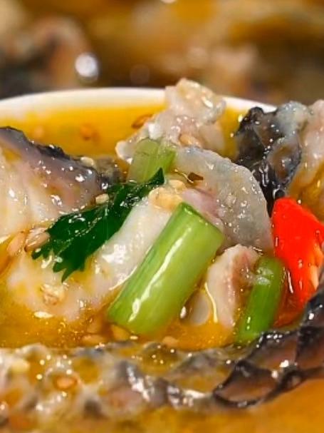 今天给大家分享一个酸汤鱼片的做法