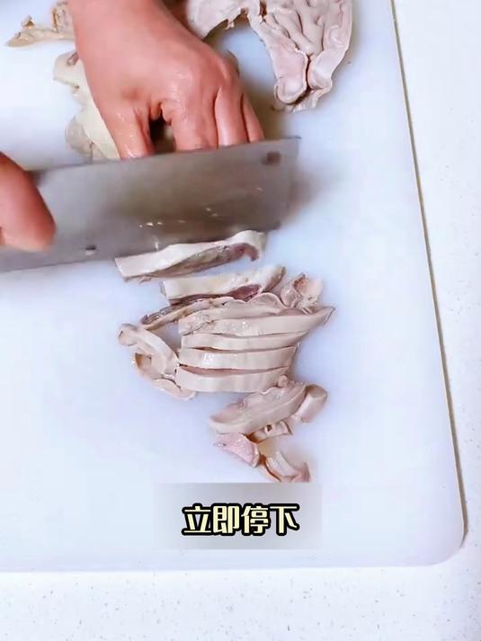 温烹怀山药猪肚汤:温和不燥,四季养生适配