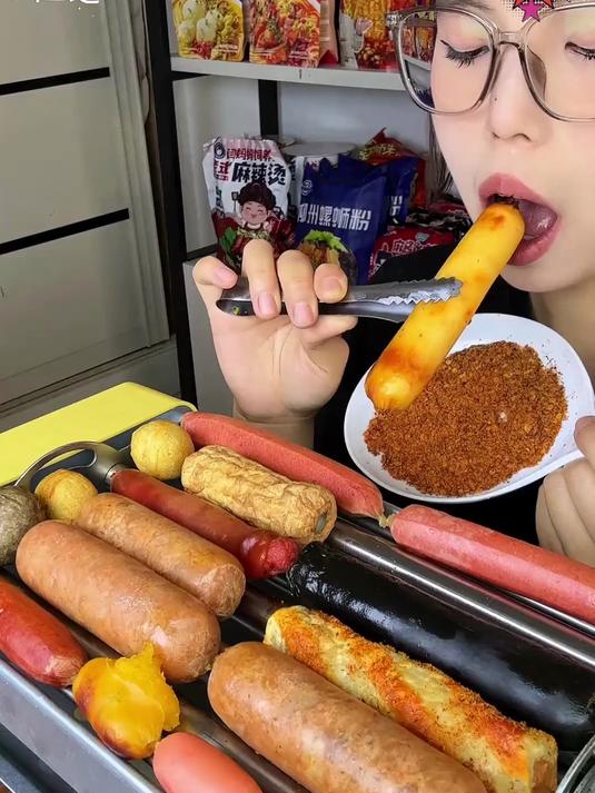 拥有一台烤肠机太幸福啦啦啦啦啦!