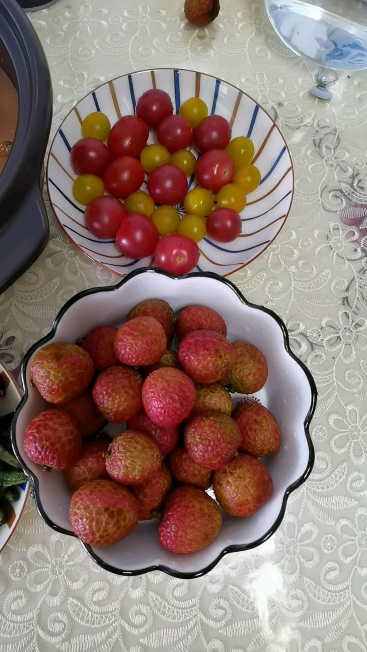 这是鸡还是鱼?180的吊龙煎牛排完全吃不动,只好红烧,可是跟牛腩差远了。