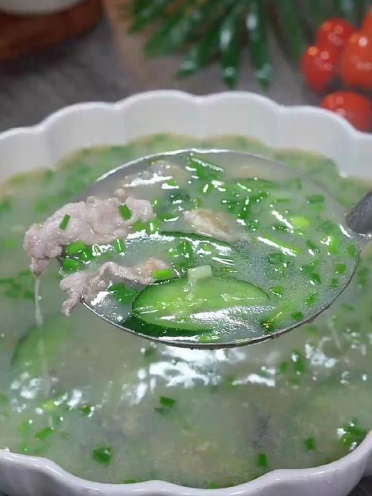 黄瓜瘦肉皮蛋汤太好喝了