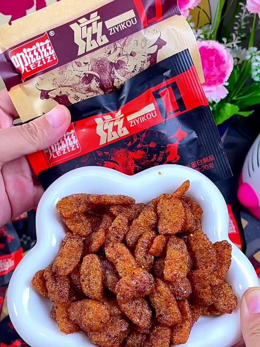 滋一口韩式素肉滋一口素牛肉童年零食